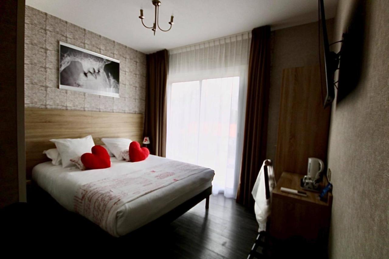 ดิ ออร์จินัล บูทิก โฮเทล เลคไซด์ บิสการอส-ปลาฌ Hotel ปารองติส-ออง-บอร์น ภายนอก รูปภาพ