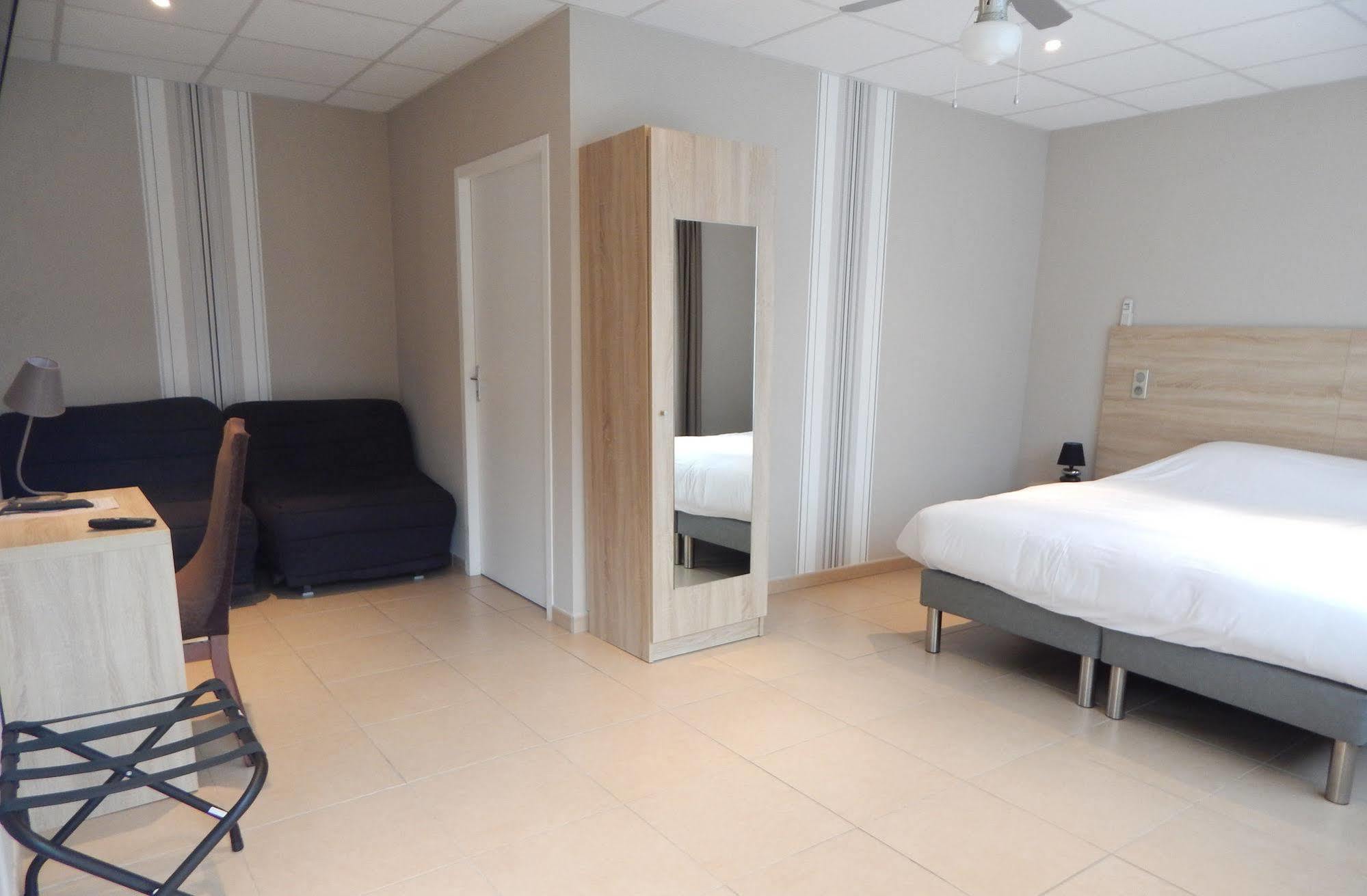 ดิ ออร์จินัล บูทิก โฮเทล เลคไซด์ บิสการอส-ปลาฌ Hotel ปารองติส-ออง-บอร์น ภายนอก รูปภาพ